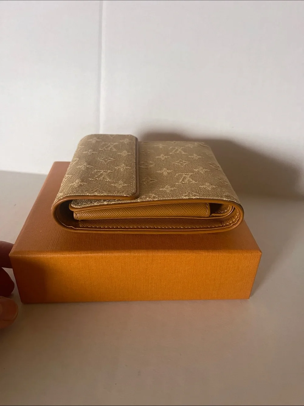 Louis Vuitton Tan Monogram Canvas Card Holder